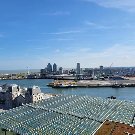 Apartment Skytower One - 14th Floor - Splendid Harbour & Sea View